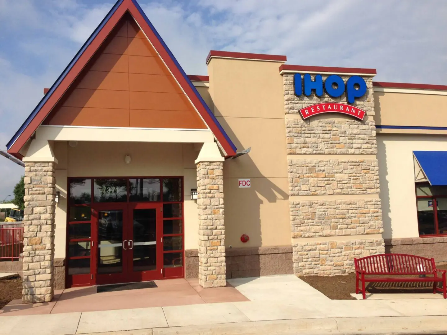 IHOP restaurant now open at Willow Lawn